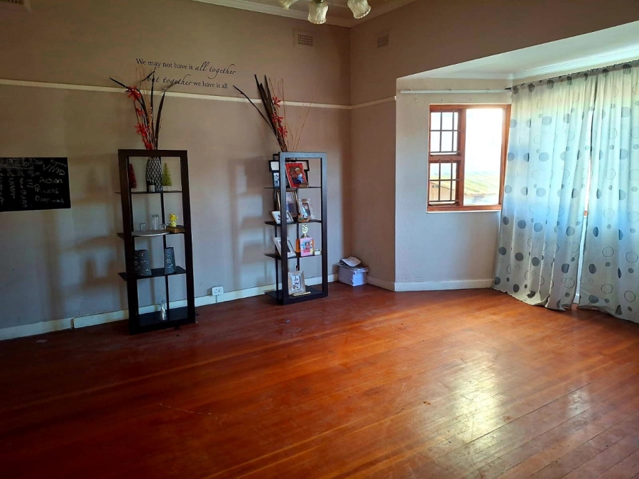 3 Bedroom Property for Sale in Baysville Eastern Cape